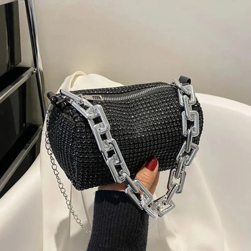Bolso Cubo con Pedrería y Cadena Brillante – Mini Cartera Cruzada para Mujer